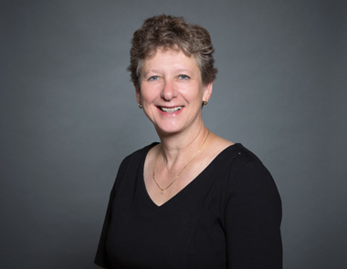 Dr. Janice Siegel headshot