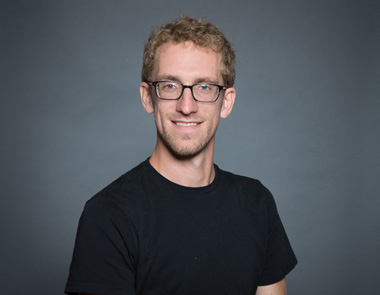 Neil Perry headshot