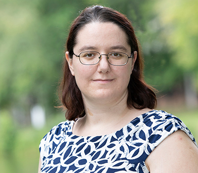 Sarah Loeb headshot